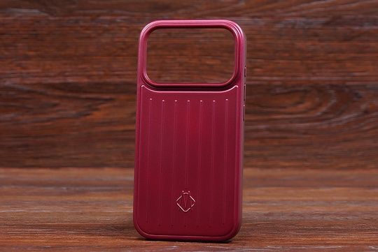 Накладка Rimowa IPh 18Pro Dark cherry