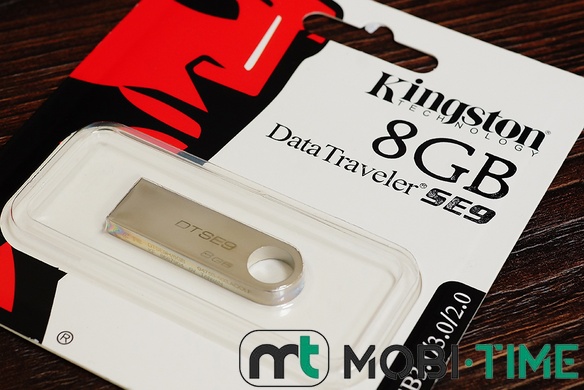 Флешка 8GB Kingston DT SE9