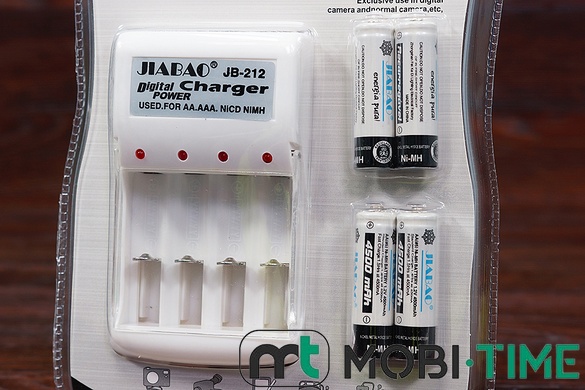 Комплект зарядний пристрій JB-212+ 4 акумулятори AA LR6 4500mAh