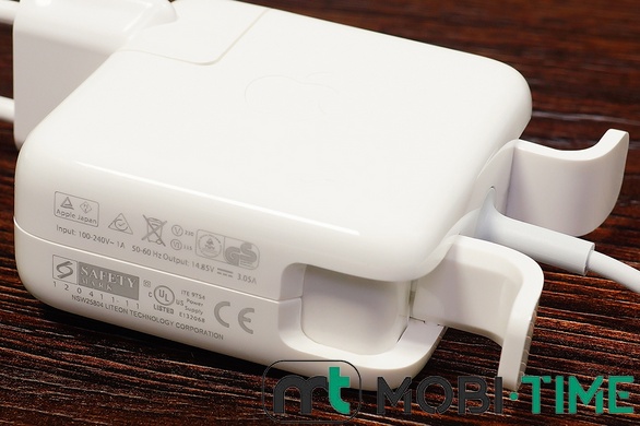 Зарядний пристрій для MacBook 45W MagSafe 2 (білий)