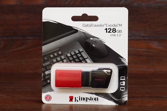 Флешка 128GB Kingston USB 3.2 Exodia M