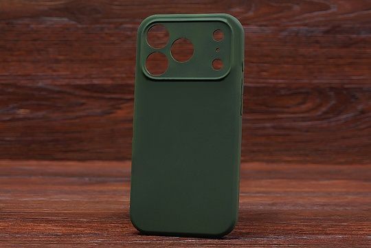 Silicone Case Close Camera (no logo) Iph 17Pro Hunter Green (8)