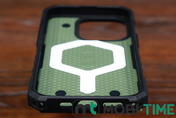 Накладка UAG Pathfinder MagSafe Iphone 15 Army green