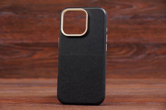 Накладка Beats MagSafe Iph 15 Black
