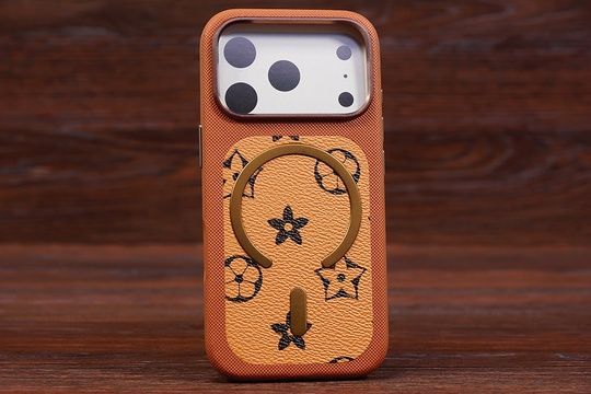 Накладка Louis Vuitton MagSafe IPh 17Pro Brown