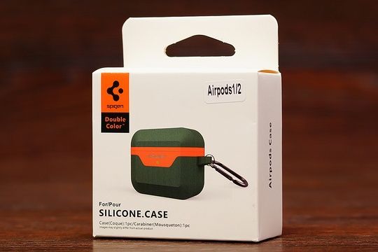 Футляр для навушників 1/2 Spigen (green&orange)
