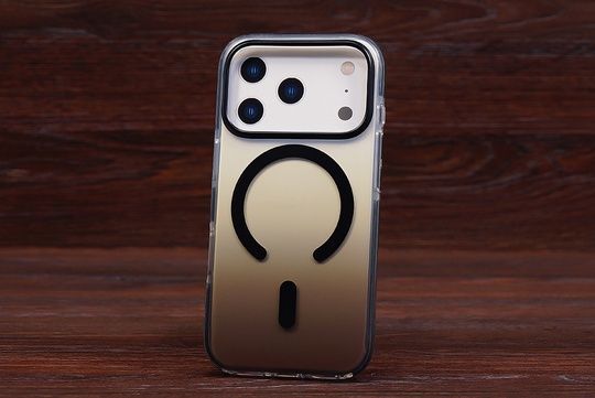Накладка Gradient MagSafe Iph 18ProMax Black