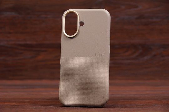 Накладка Beats MagSafe Iph 16 Brown taup