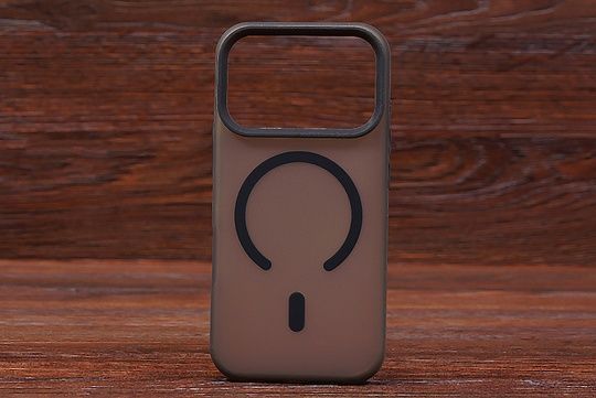 Накладка Iris MagSafe Iph 18Pro Black