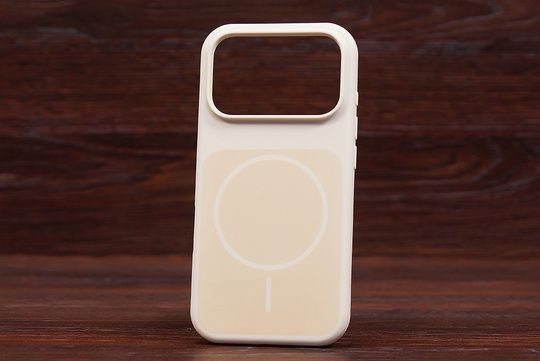Silicone Soft Back Magsafe iPh 18Pro Antique White