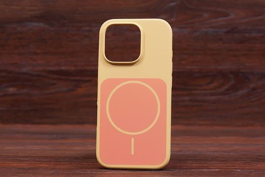 Silicone Soft Back Magsafe iPh 15Pro Desert gold