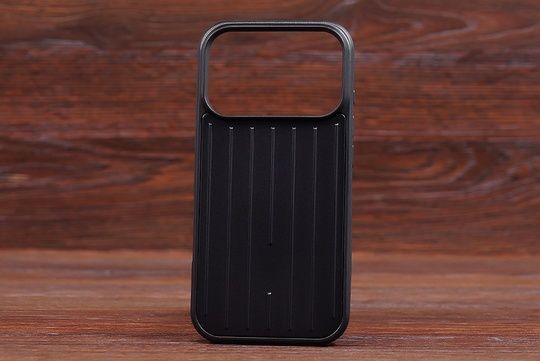 Накладка Rimowa (no logo) IPh 17Pro Black