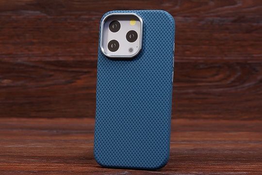 Накладка Piblue Carbon MagSafe Iph 15 Blue