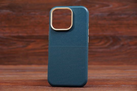 Накладка Beats MagSafe Iph 16Pro Dark green