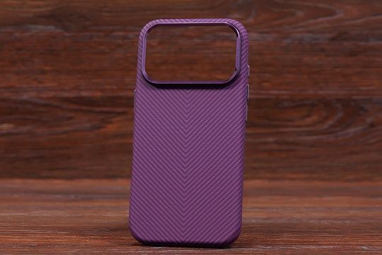 Накладка Carbon Twill MagSafe IPh 17ProMax Dark cherry