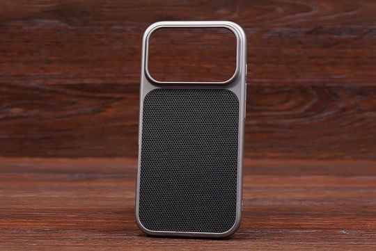 Накладка Cloth Black Magsafe iPh 18Pro Titanium gray