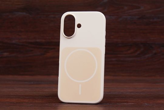 Silicone Soft Back Magsafe iPh 16 Antique White