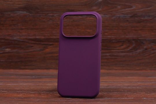 Silicone Case (no logo) Iph 18Pro Dark cherry (81)